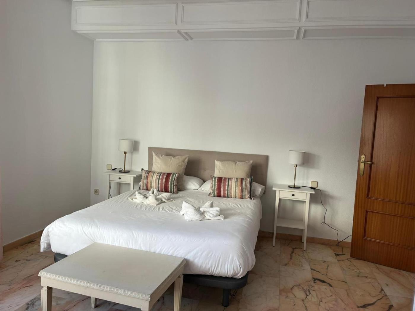 Apartamento Amplitud, Comodidad Y Luz En El Centro De