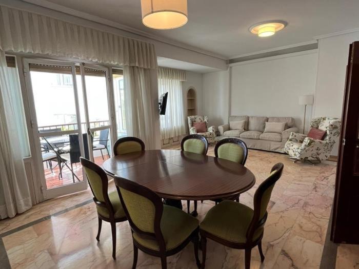Apartamento Amplitud, Comodidad Y Luz En El Centro De